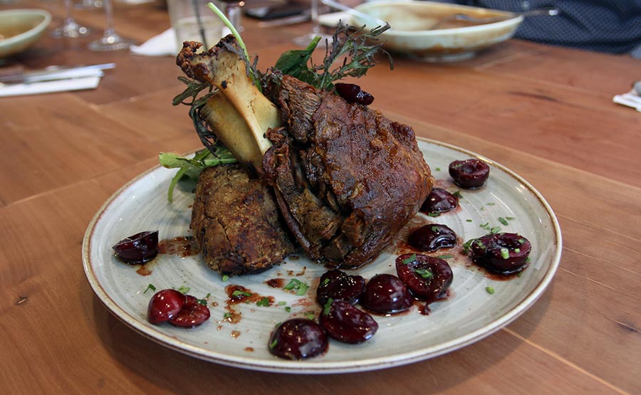 Paletilla de Cordero - Comedor Central