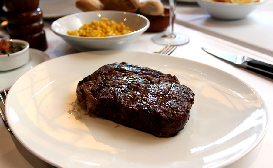 Bife Chorizo a la parrilla - Don Carlos - Isidora