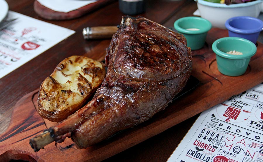 Filete con Hueso - La Cabrera Chile Alonso de Crdova