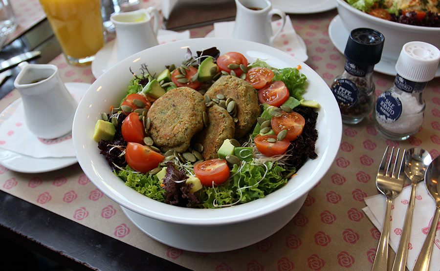 Ensalada de Falafel - Emporio La Rosa (Alto La Condes)