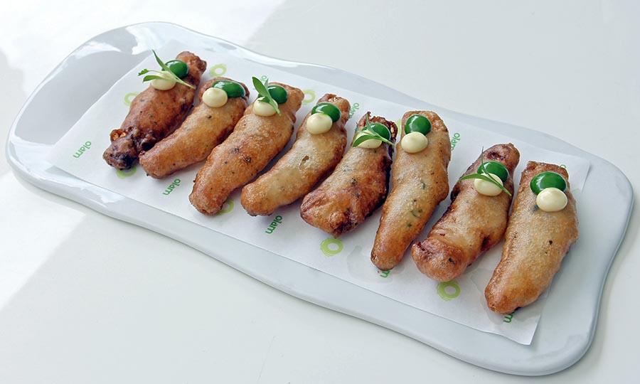 Chicharrón de esturión con salsa thai - Olam