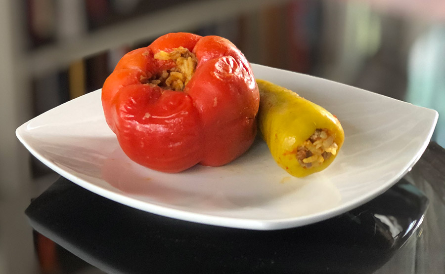 Pimentón y Ají con rellenos árabes - Qatir Delivery