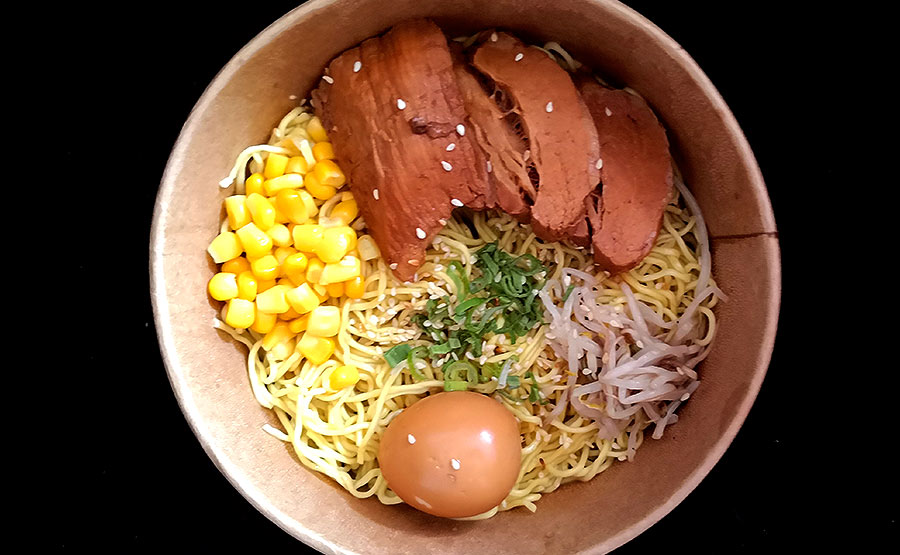 Kakuni ramen, con bife de lomo de cerdo  - Ootoya