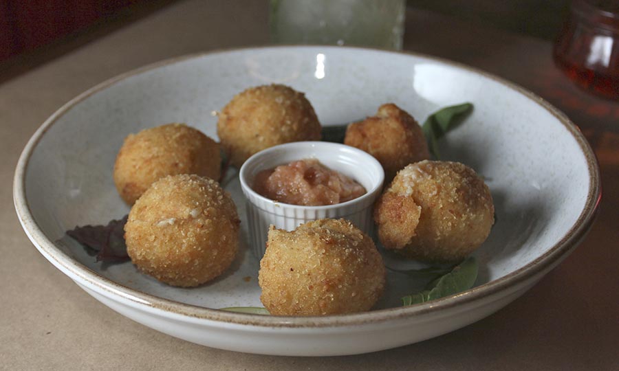 Croquetas Españolas de Pollo - El Toro Vitacura