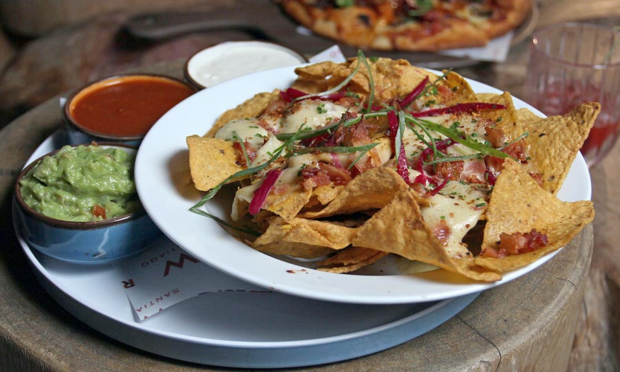 Nachos & dips