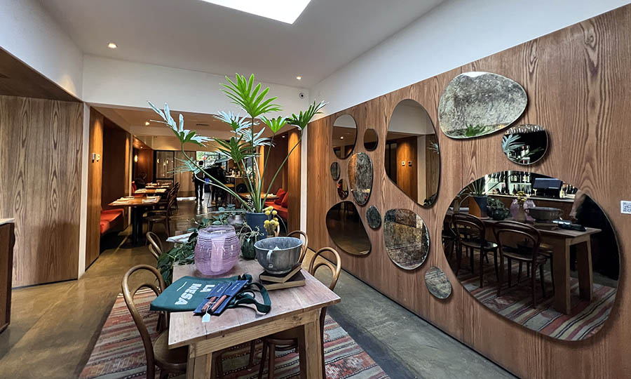 Lobby de La Mesa Restaurant