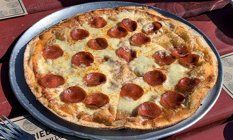 Pizza de peperoni - To Tomate - Maitencillo