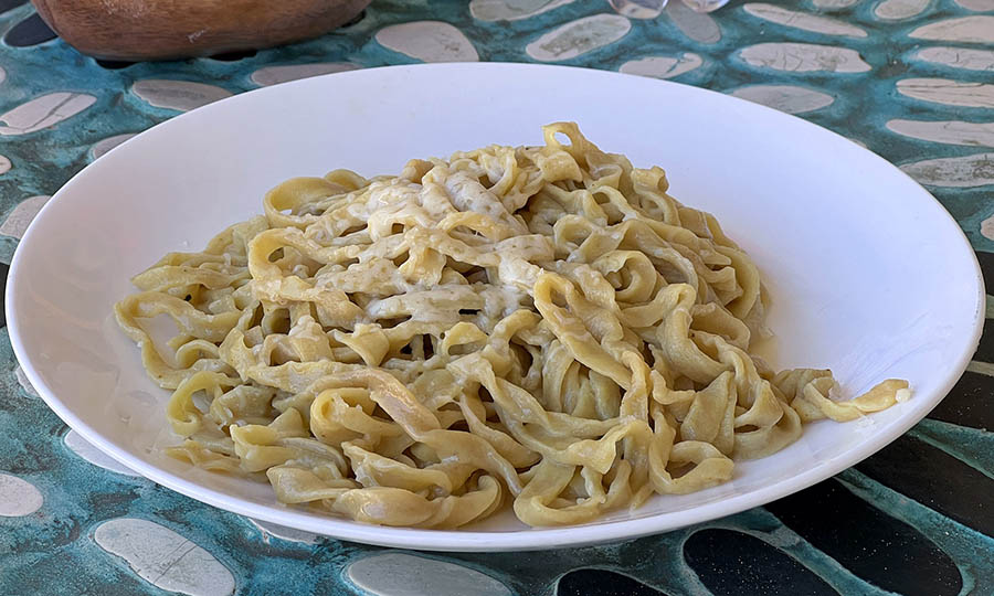 Fetuccini casero a la mantequilla, sublimes y evocadores - Colores de Pisco