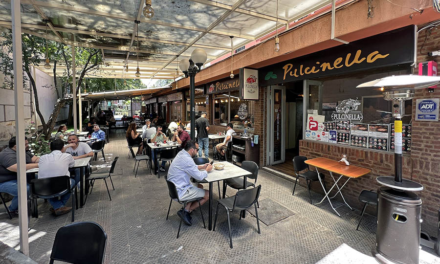 Fotos de la pizzera Pulcinella en Providencia