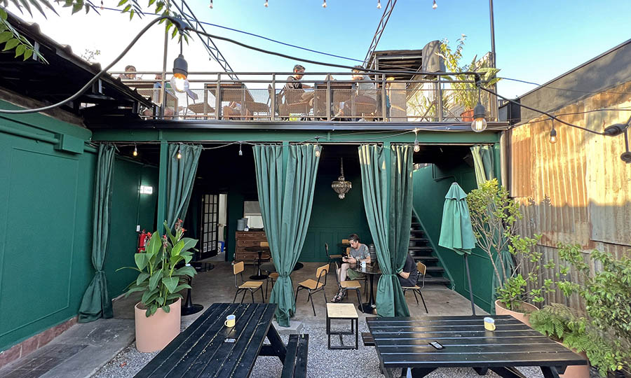 El patio del Espacio Sociedad 0306