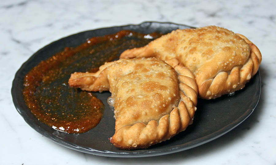 Empanada camarn queso ricota - Bar de Ro en Borde Ro