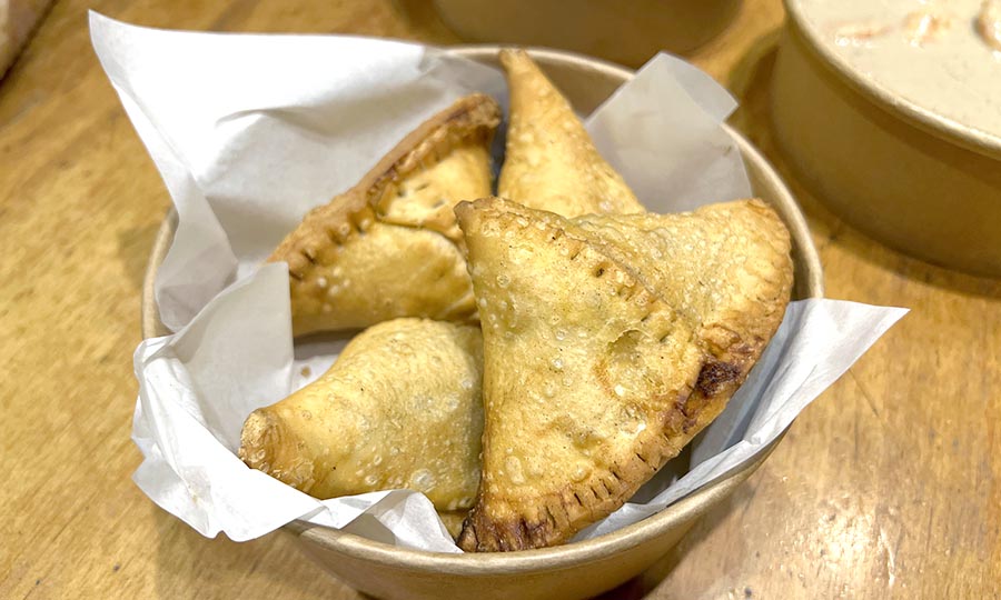 Samosas fritas