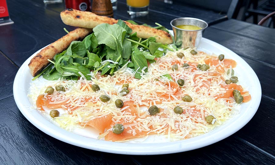 Carpaccio de salmón