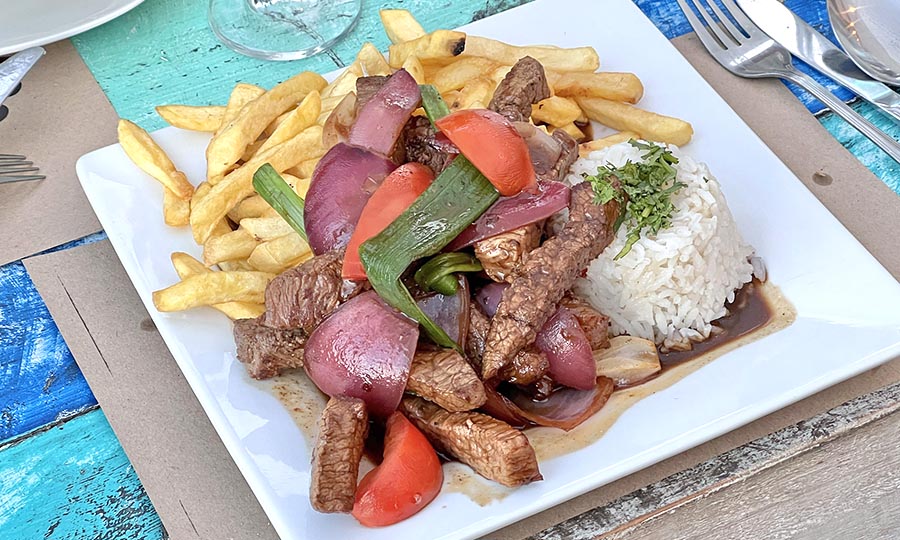 Lomo saltado - Yoko Sea Food La Serena