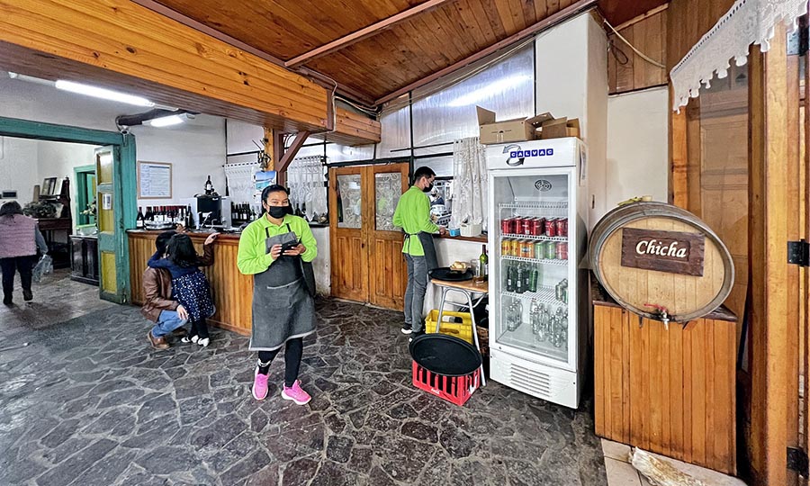 Cocina y hall de acceso en La Bodeguita de Muoz 