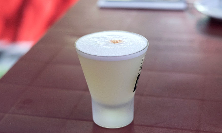 Pisco sour peruano