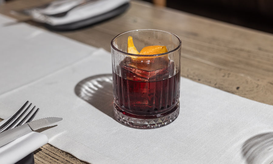 Guglielmo, el negroni de la casa - Capogrossi Chile