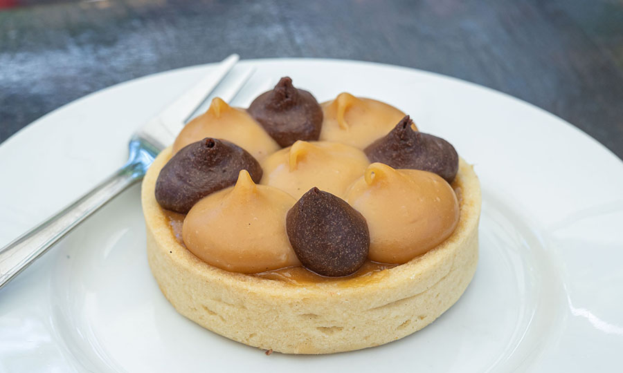 Tartaleta de caramelo con sal