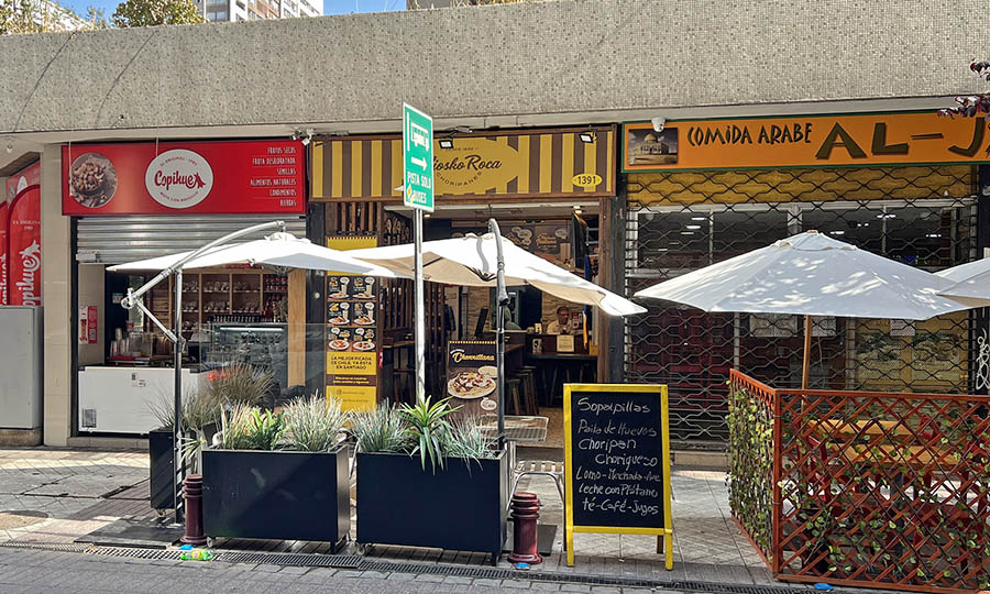 Fachada del Kiosko Roca en Hurfanos