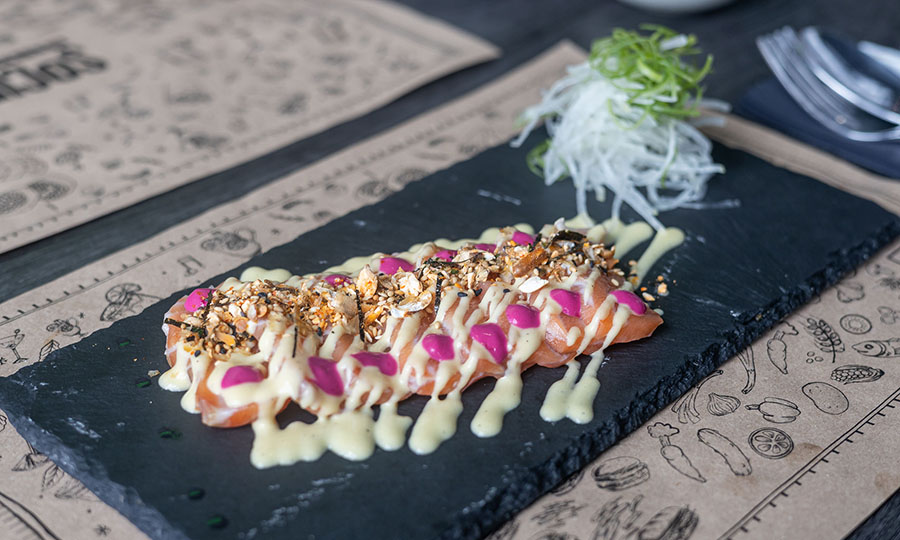 Novedoso tiradito de salmón