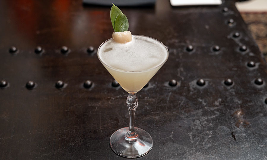 Coctel Lychee Martini