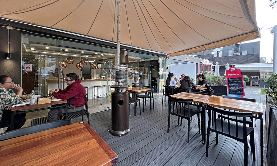 La terraza de Semsem, espacio principal