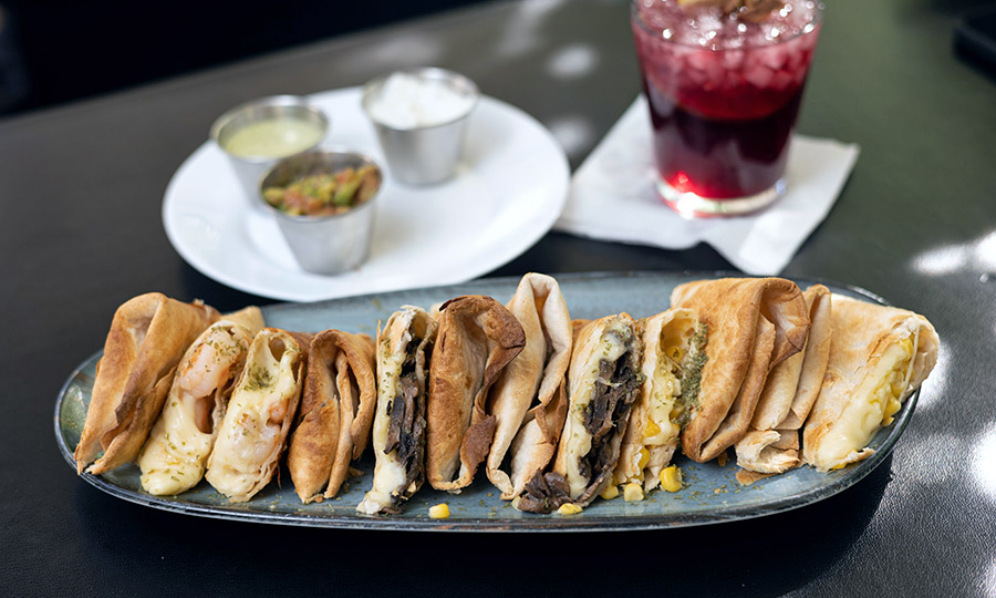 Quesadilla de camarón champiñón y choclo