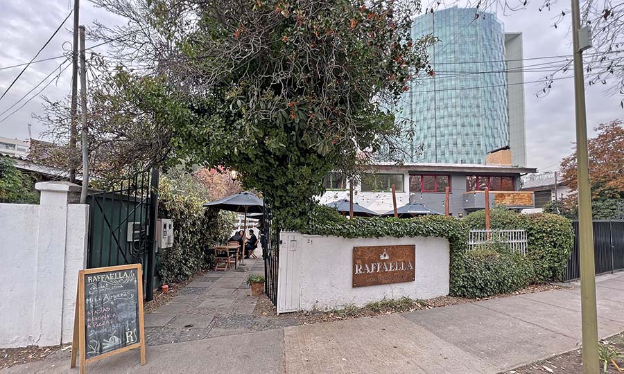 Fotos de la pizzería y restaurante Raffaella Cucina