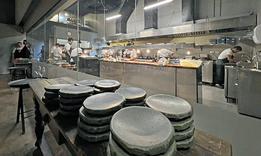 La cocina a la vista del restaurante Borag - Borag Vitacura