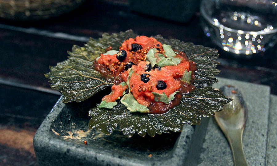 Pasta de tomate en hojas de parra - Borag Vitacura