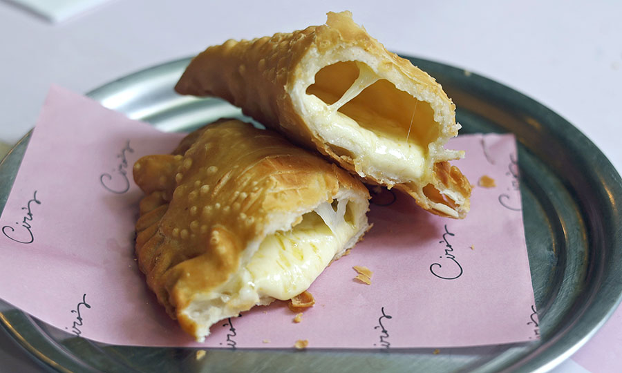 Empanada frita de Sólo Queso