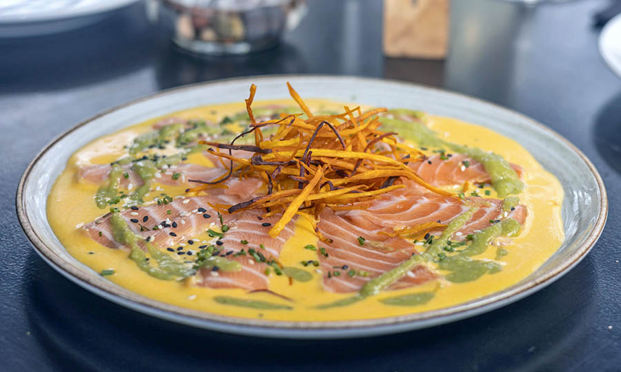 Tiradito de salmón