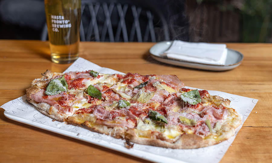 Sublime y novedosa Pizza Cicerone de jamn 