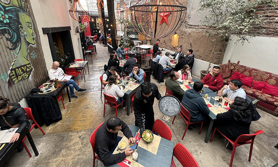 La entretenida terraza de Chipe Libre - Chipe Libre