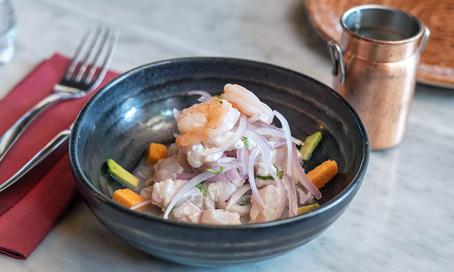 Ceviche mixto peruano
