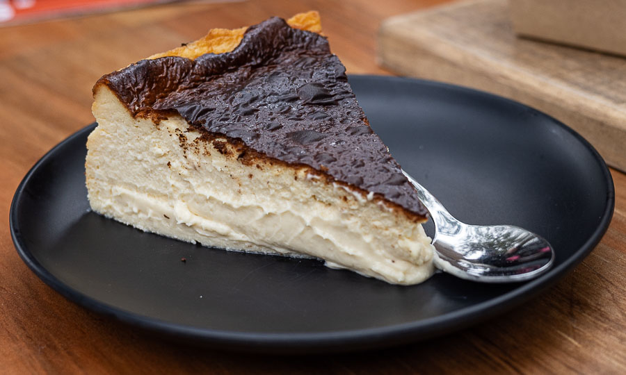 Cremosa y lograda Tarta de queso vasca
