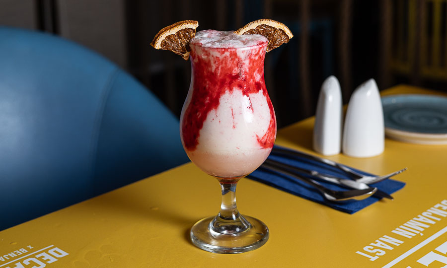 Limonada Berry Chismoso