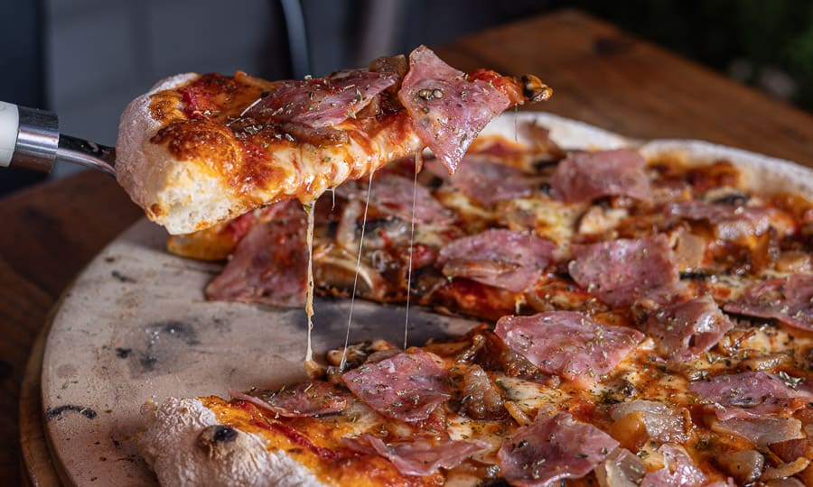 Pizza Timoteo Npoles: de salame y guanciale