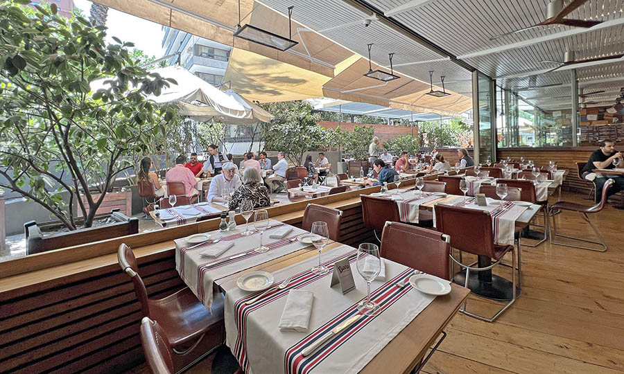 Saln sur del restaurante Baco