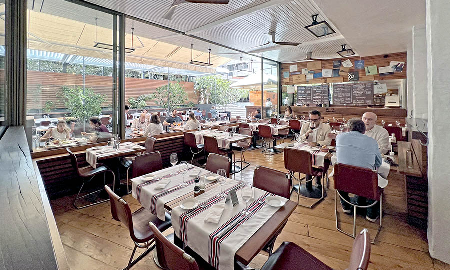 Saln sur del restaurante Baco