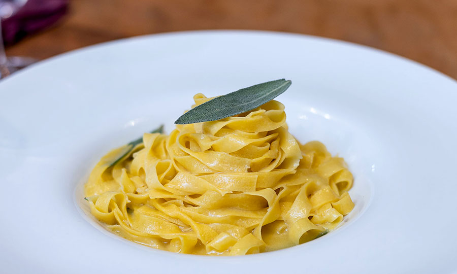 Fettuccine burro e salvia - La Bottega Gandolini