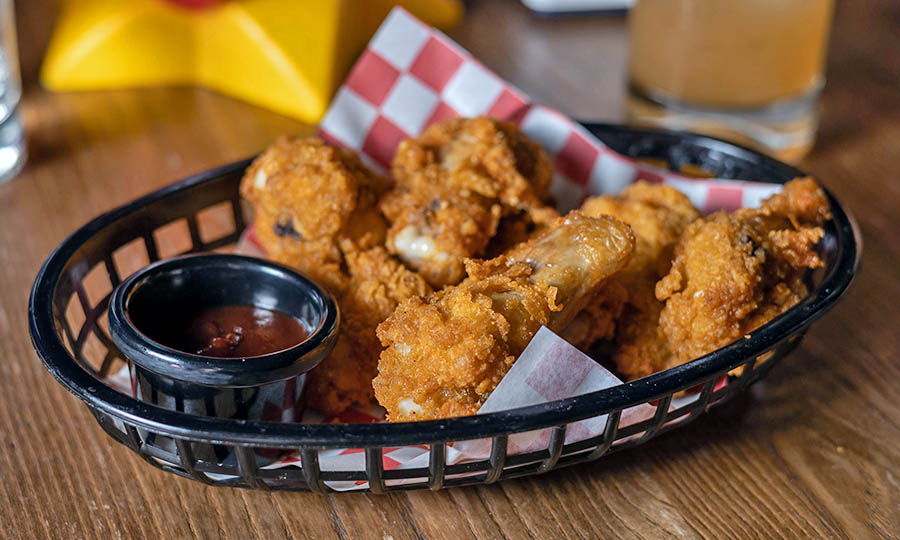 Alitas fritas de pollo