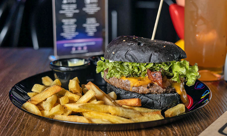 The king of Burger - Arcade Bar