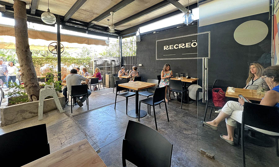 Terraza general de Recreo con Hambre