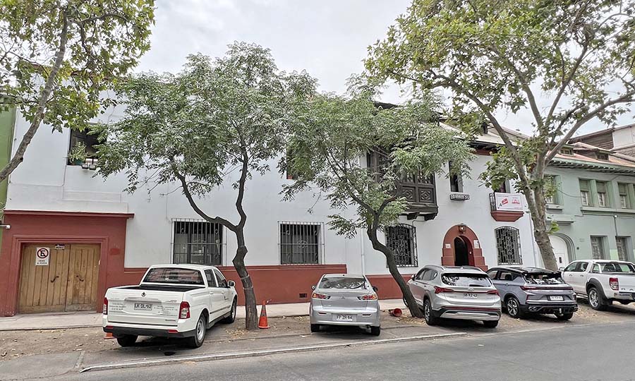 Fachada del restaurante Ana Mara en calle Club Hpico