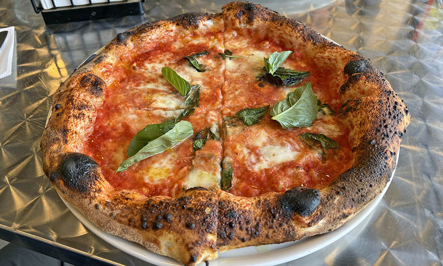Pizza napolitana Margarita