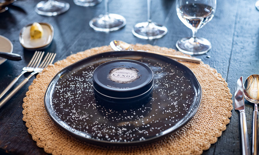 Spaghetti al caviar con fumet de esturin