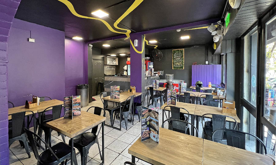 El saln interior de La Fuente Carrera - La Fuente Carrera