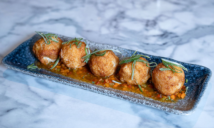 Croquetas de pollo y camarn