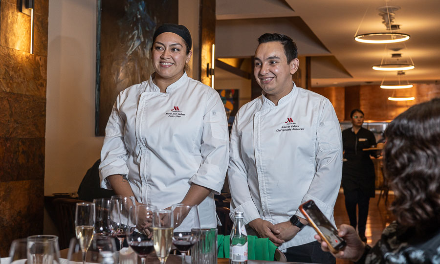 Equipo de cocina del Restaurant Latin - Latin - Marriott (antes Latin Grill)